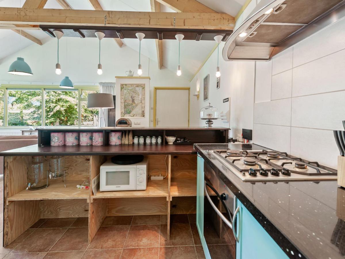Enticing Holiday Home In Eastermar Near Burgumer Mar Lake Hoogzand Exterior foto