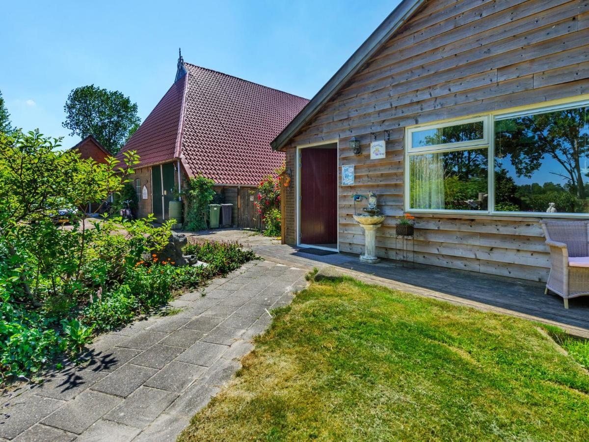 Enticing Holiday Home In Eastermar Near Burgumer Mar Lake Hoogzand Exterior foto