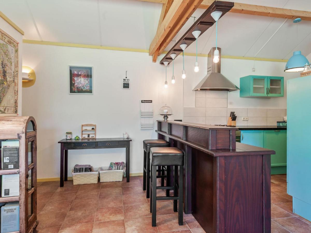 Enticing Holiday Home In Eastermar Near Burgumer Mar Lake Hoogzand Exterior foto