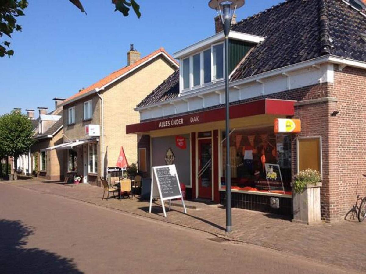 Enticing Holiday Home In Eastermar Near Burgumer Mar Lake Hoogzand Exterior foto